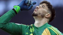 Altay Bayındır’dan Premier Lig’de bir ilk!