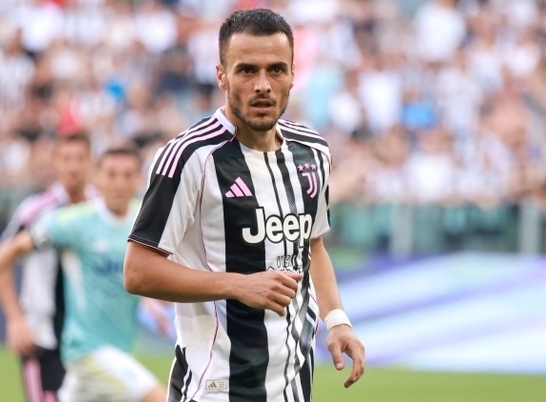  Fenerbahçe’de rota yeniden Kostic!