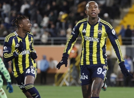  Fenerbahçe’de gözler Talisca’da!