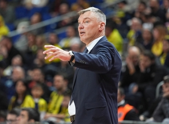  Sarunas Jasikevicius: “İkinci yarıda çözdük”