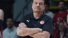 Ergin Ataman: “Tarihi bir galibiyete imza attık”