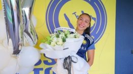 Brezilyalı kadın futbolcu Müslüman oldu