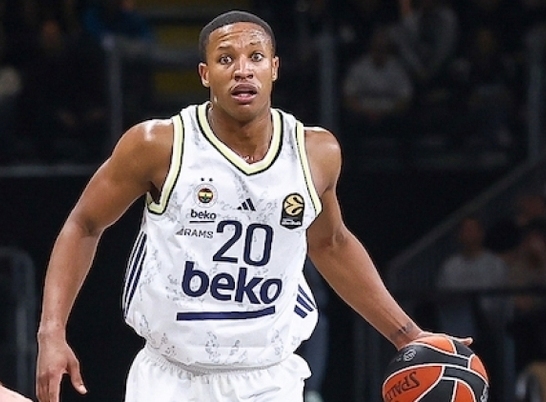  Milano’da hedef Devin Hall’u geri getirmek
